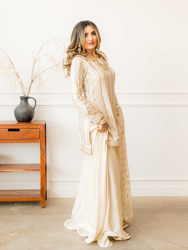 Roshni (Ready To Ship)