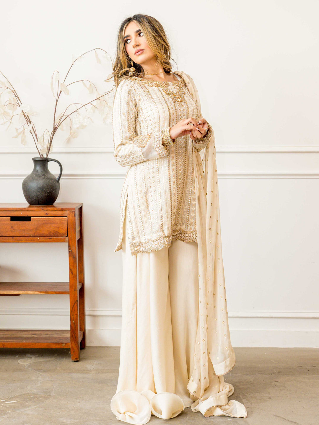 Roshni (Ready To Ship)